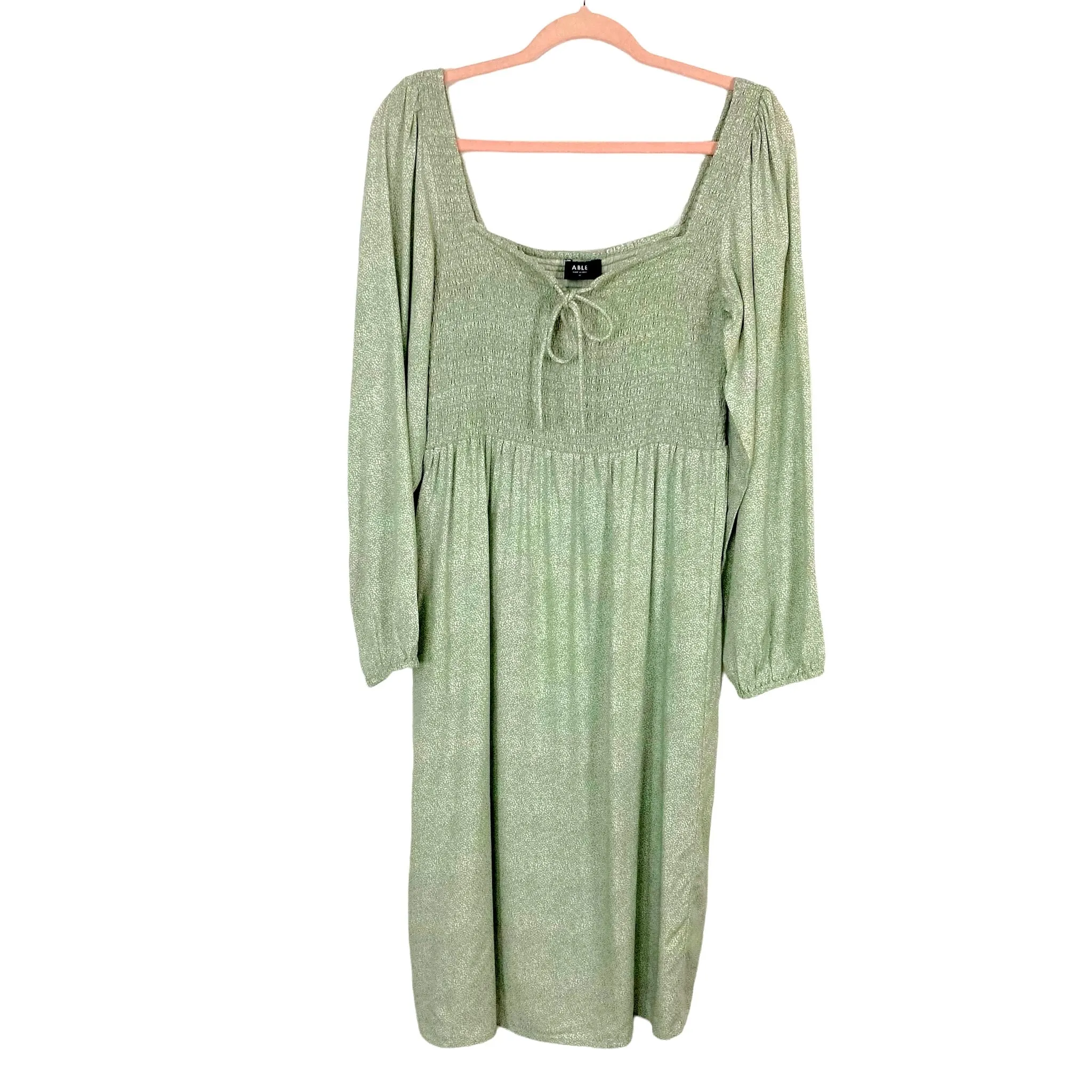 ABLE DESERT SAGE SMOCKED JOYCE DRESS NWT- SIZE M ( ONLINE)