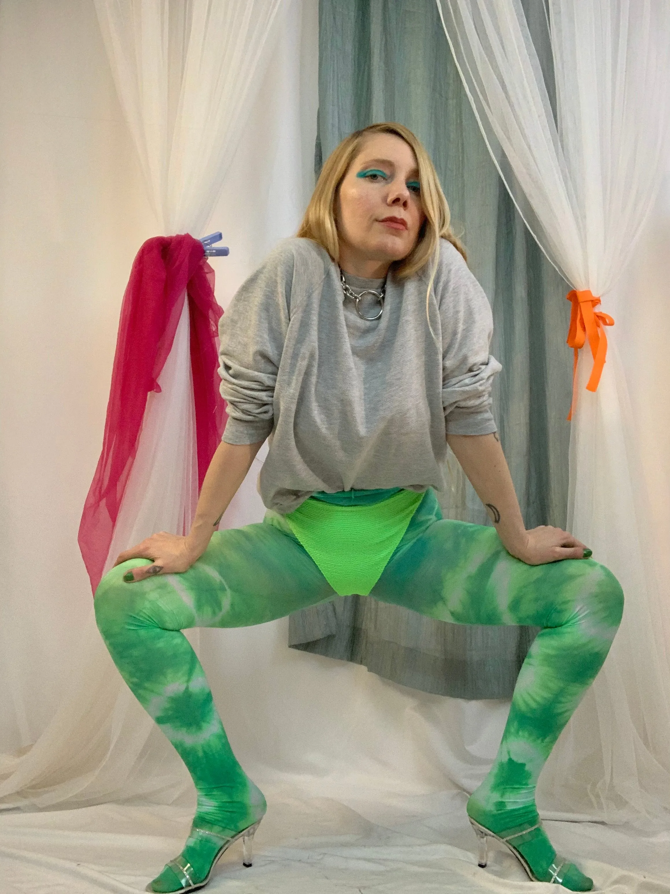 Slime tie dye tights